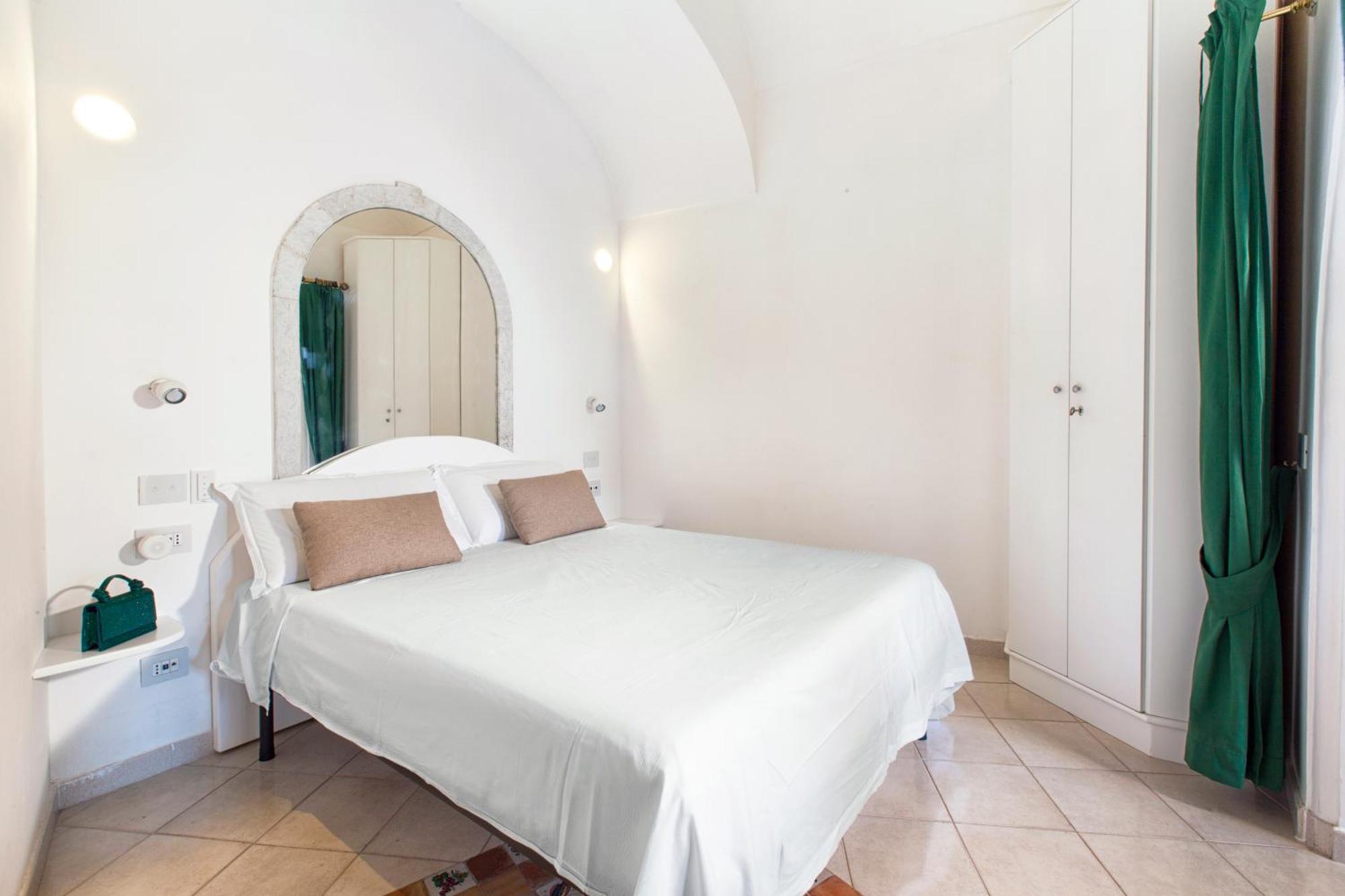 Yourhome - Alcova Apartment Positano Exteriör bild