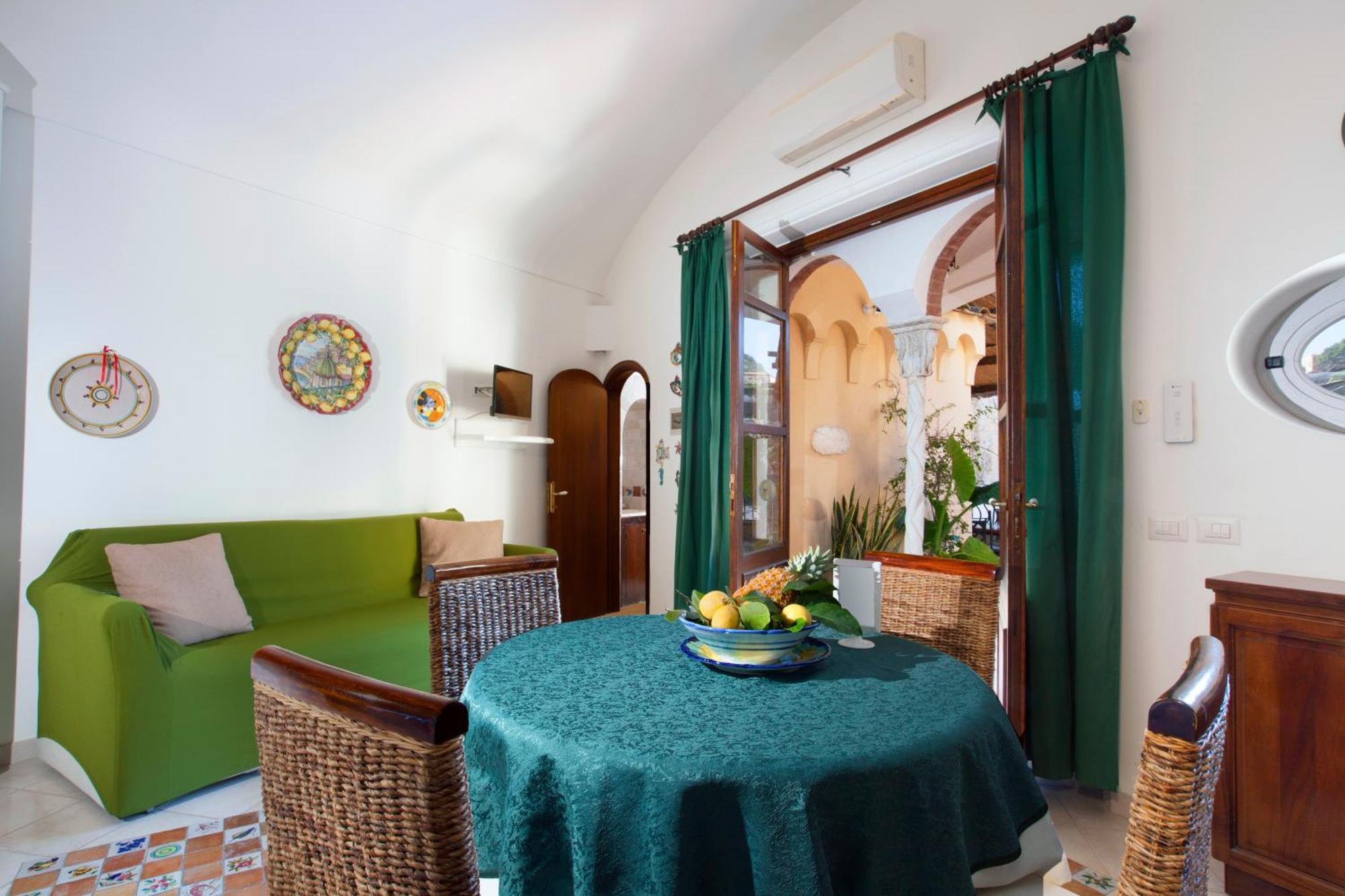 Yourhome - Alcova Apartment Positano Exteriör bild
